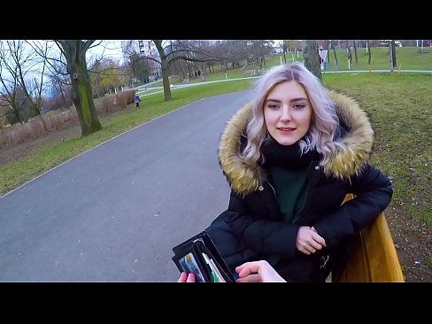 ❤️ ザーメン飲み放題の公園でフェラチオ。 ️❌ ロシアポルノ ❌️